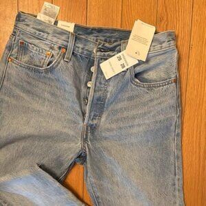 NWT 28x28 501 skinny Levi's